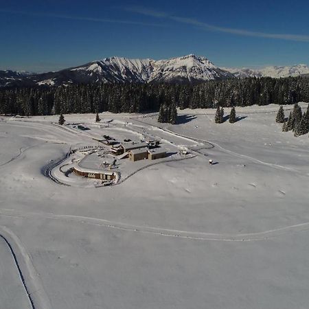 Malga Millegrobbe Nordic Resort Lavarone Extérieur photo